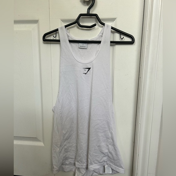 Gymshark shirt - Picture 1 of 3